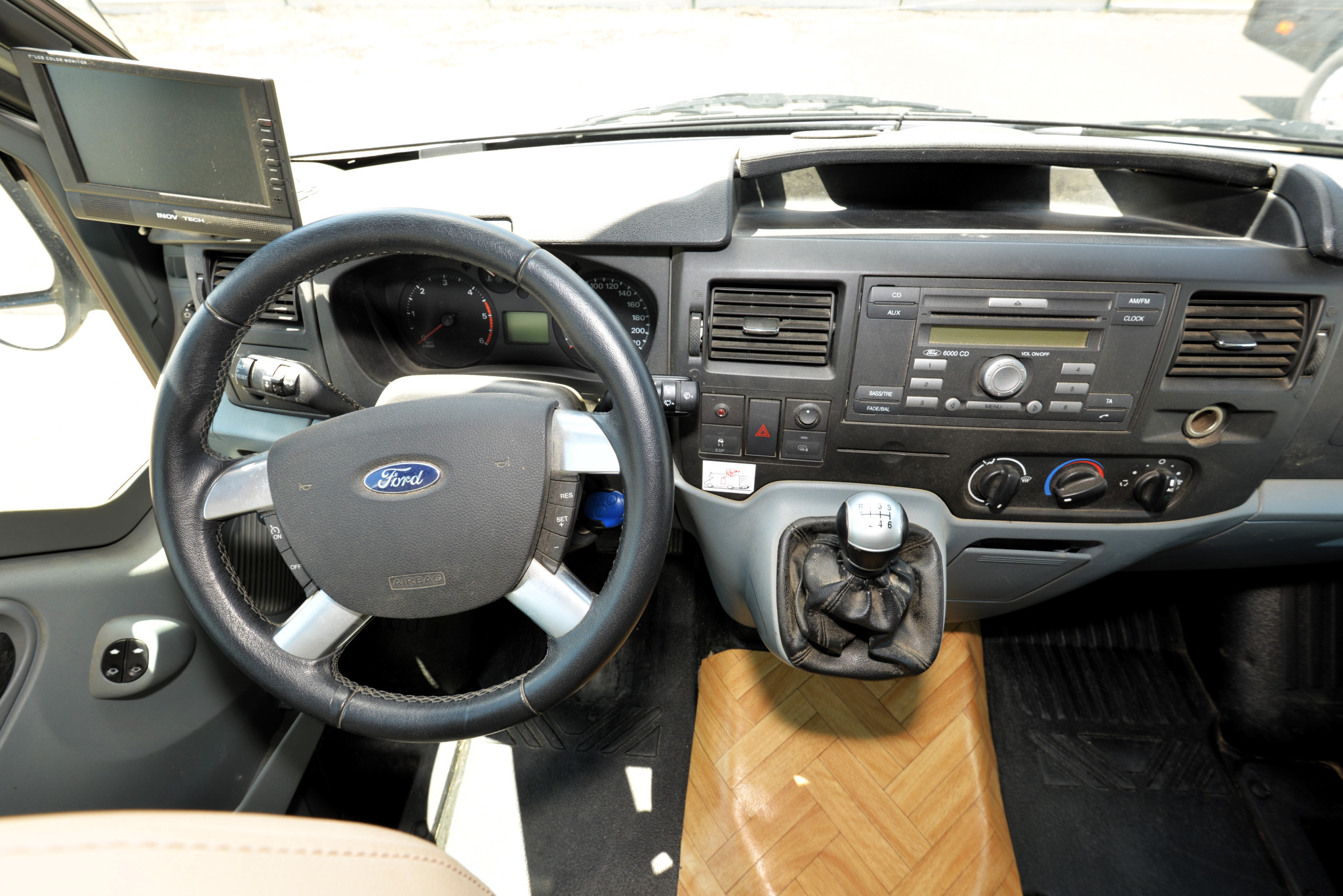 43770-09-2048.jpg