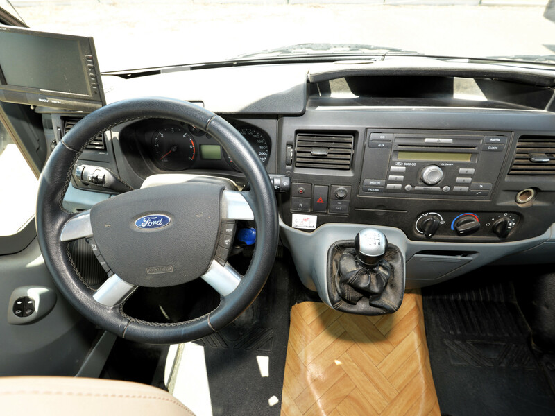 43770-09-2048.jpg